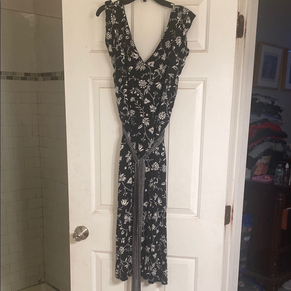 LOFT Black Sleeveless V-Neck Maxi Dress
